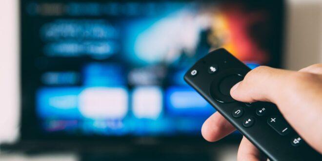 Regras desiguais sobre audiovisual brasileiro favorecem gigantes estrangeiros e enfraquecem a soberania econômica