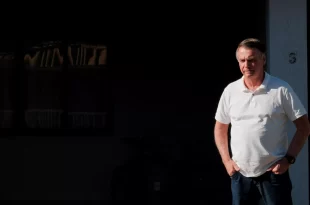 Bolsonaro é preso preventivamente e levado para a sede da Polícia Federal