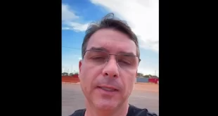 Flávio Bolsonaro motivou a prisão de Jair