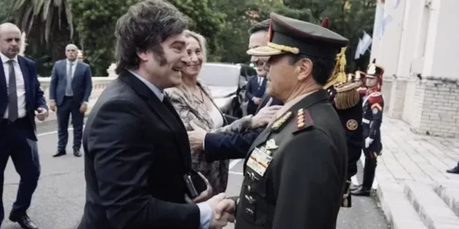 Milei nomeia filho de torturador da ditadura como novo ministro de Defesa