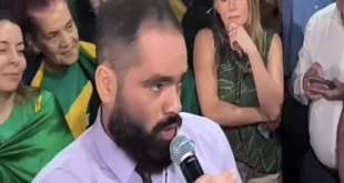 Evangélico agredido por bolsonaristas em vigília faz exame no IML