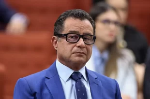 Almirante Almir Garnier cumprirá pena na Estação Rádio da Marinha