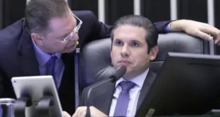 Deu ruim: “não conte mais comigo para nada”: Motta rompe com líder do PL por WhatsApp