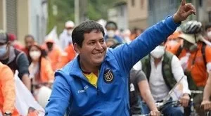 Líder da oposição prevê escalada do autoritarismo após derrota de Noboa em plebiscito