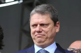 O dilema que vai levar Tarcísio a trair Bolsonaro
