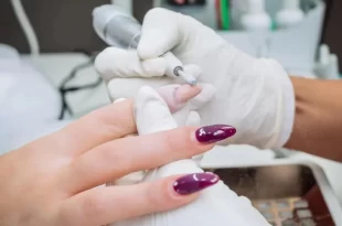 Anvisa proíbe substâncias utilizadas em unhas de gel por risco de câncer