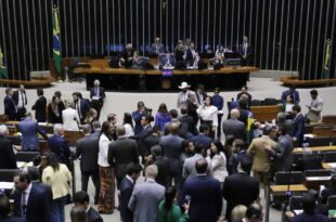 Aprenda a votar ou se lasque: 7 projetos ameaçam os direitos humanos no Congresso