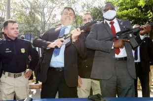 Bolsonarismo, mais do que CV e PCC, pode ser classificado como organização terrorista