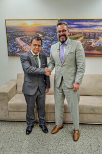 Em reunião com Gonzaga, Alan Rick anuncia devolução de R$ 45 milhões para recuperação da BR-364 no Acre 2 Em reunião com Gonzaga, Alan Rick anuncia devolução de R$ 45 milhões para recuperação da BR-364 no Acre