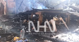 Amor de mãe: cansada de ver a filha apanhar, toca fogo na casa após genro ser preso