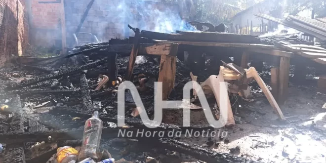 Amor de mãe: cansada de ver a filha apanhar, toca fogo na casa após genro ser preso