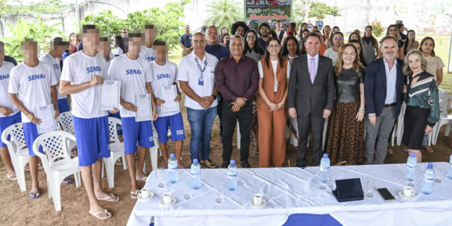 Formatura do projeto Pedalando Novos Tempos reforça transformação pela educação dos socioeducandos