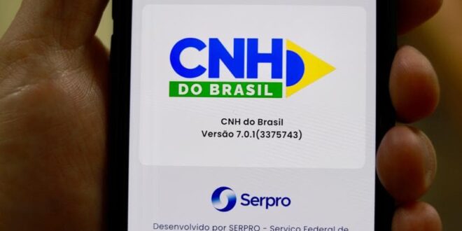 Detran conclui ajustes e candidatos já podem iniciar processos pelo aplicativo CNH do Brasil