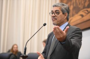 Edvaldo Magalhães apresenta projeto que incentiva a compra do café industrializado no Acre, pela administração pública