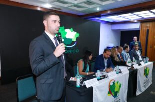 Nicolau Júnior participa da eleição do Parlamento Amazônico durante Conferência da Unale