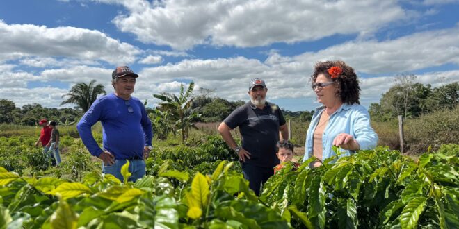 ABDI e Cooperacre firmam convênio de R$ 14,7 milhões para construir dois complexos industriais de café no Acre