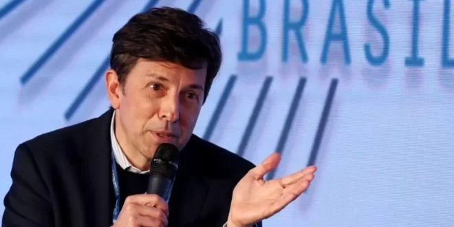 "Oposição obedece a um presidiário por interesses eleitorais", critica Amoêdo