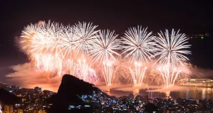 Fim de ano: fogos de artifício podem causar danos auditivos em crianças