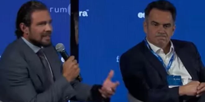 Muito estranho: Toffoli restringiu o acesso ao conteúdo do WhatsApp de Vorcaro, a Alcolumbre
