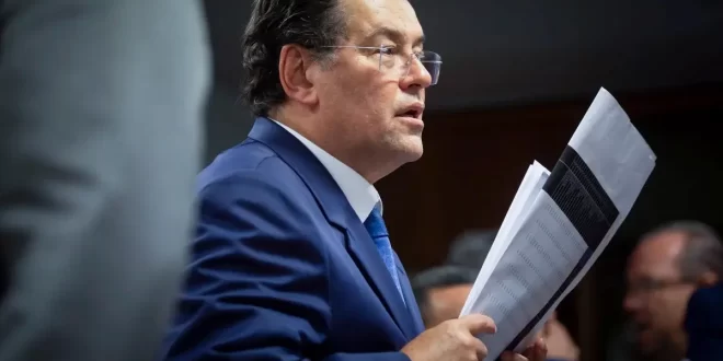 MDB do Senado bate martelo e decide votar contra o PL da Dosimetria