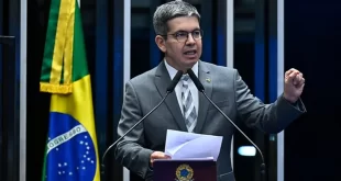 Senado aprova PL que reduz incentivos fiscais e amplia tributação para bets e fintechs