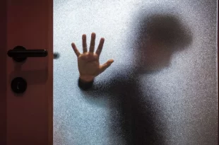 Violência no Brasil: país registrou 593 mil denúncias de abuso infantil online em 2024