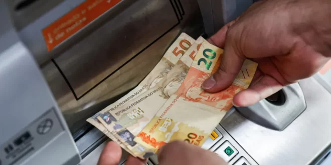Novo salário mínimo começa a vigorar em 01 de janeiro de 2026