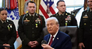 'Feliz Natal a todos, incluindo os terroristas mortos', diz Trump ao anunciar ataques aéreos na NIgéria