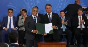 Ex-ministro de Bolsonaro ganha cargo em banco herdeiro do consignado do Master