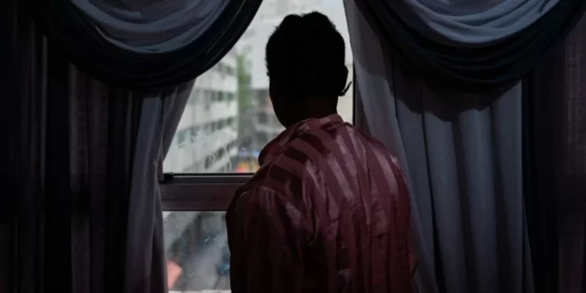 Imigrantes angolanos vivem sob ameaça de despejo no centro de São Paulo