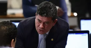 Bomba contra Moro: caixa amarela com arquivos da festa da cueca é encontrada pela PF