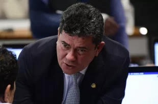 Bomba contra Moro: caixa amarela com arquivos da festa da cueca é encontrada pela PF