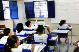 Educação básica pode adotar conteúdos obrigatórios contra misoginia