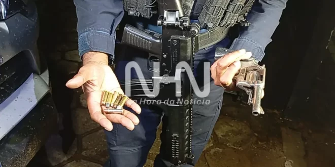 Violência em Rio Branco: mãe é presa ao tentar recuperar arma escondida pelo filho em área de mata