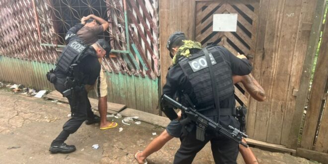 Violência no Acre: PM apreende 36 armas de fogo e mais de 340 kg de drogas no Vale do Juruá em 2025