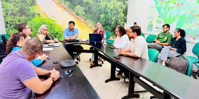 Empresa alemã avalia instalação de unidade de processamento de bambu no Acre