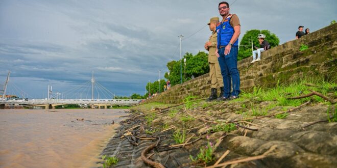 Governador Gladson Camelí acompanha subida do Rio Acre e reforça ações de apoio às famílias