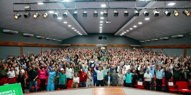 Palestra sobre Linguagem Simples reúne servidores públicos e comunidade