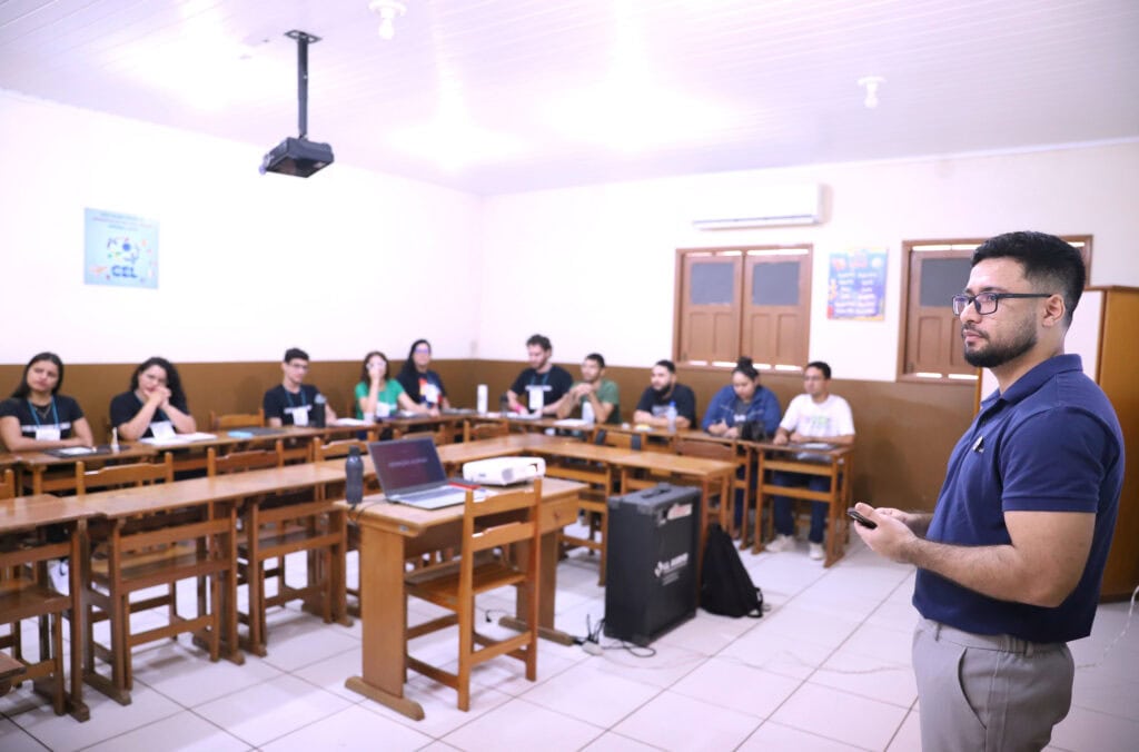 Centro de Estudos de Línguas divulga calendário de rematrículas para o 1º semestre de 2026