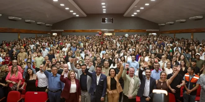 Recorde: governo do Acre empossa 713 novos professores
