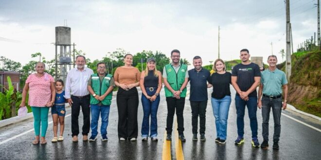 Governador Gladson Camelí entrega pavimentação de vias urbanas em Tarauacá