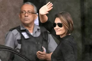 Guerra interna: Michelle Bolsonaro ataca Allan dos Santos