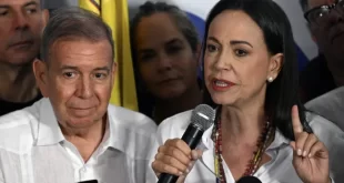 Maria Corina entrega sua medalha do Nobel à Trump mas não consegue mudar nada