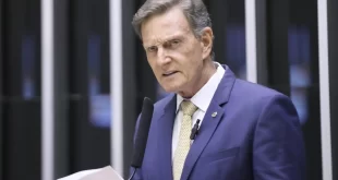 MP denuncia Marcelo Crivella por esquema de propina de R$ 32 milhões