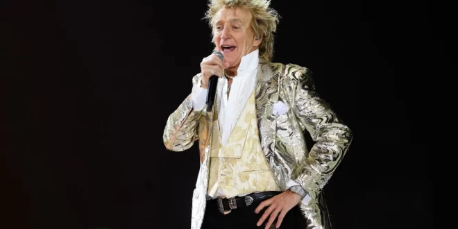 Rod Stewart chama Trump de desertor e diz que falas do presidente são inacreditáveis