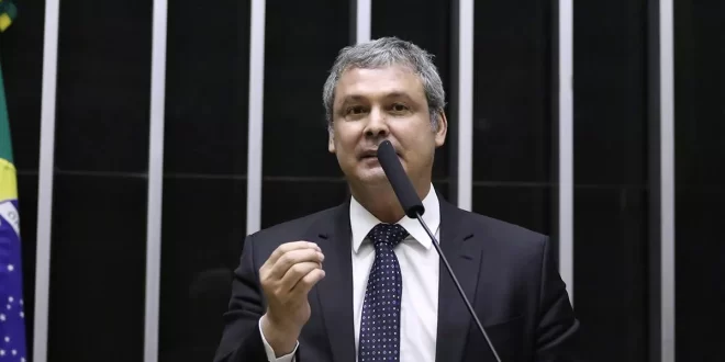 PT condena agressão dos EUA à Venezuela e 'conclama os democratas a defender a soberania latino-americana'