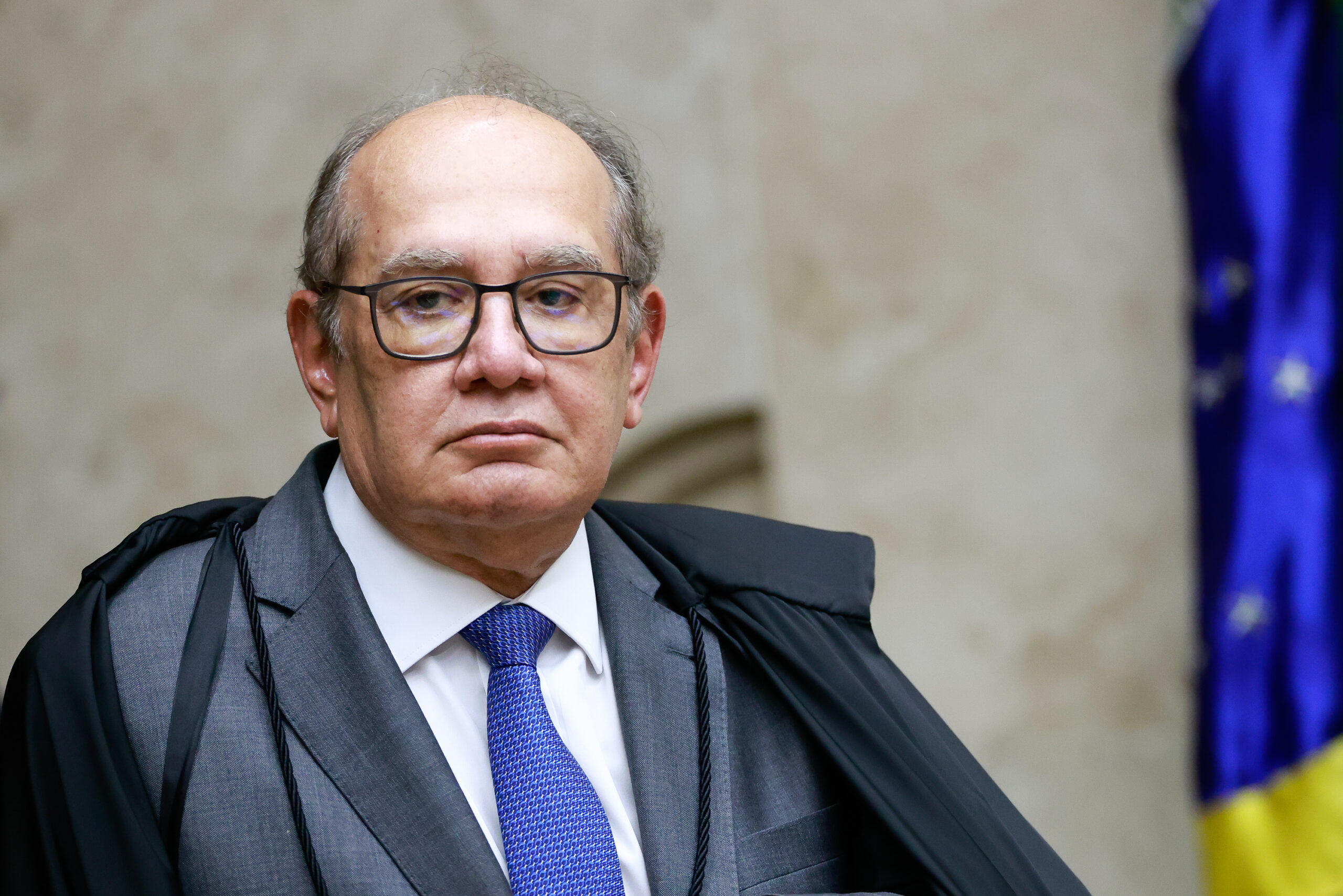 Gilmar Mendes nega pedido de prisão domiciliar para Bolsonaro