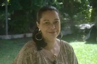 Filha de Olavo de Carvalho é encontrada morta em casa
