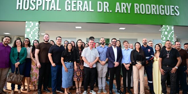 Com investimento de mais de R$ 1 milhão, governador Gladson Camelí entrega hospital revitalizado em Senador Guiomard