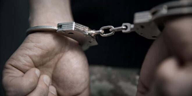Violência no Acre: homem é preso em flagrante por agredir esposa e tentar atacar a mãe